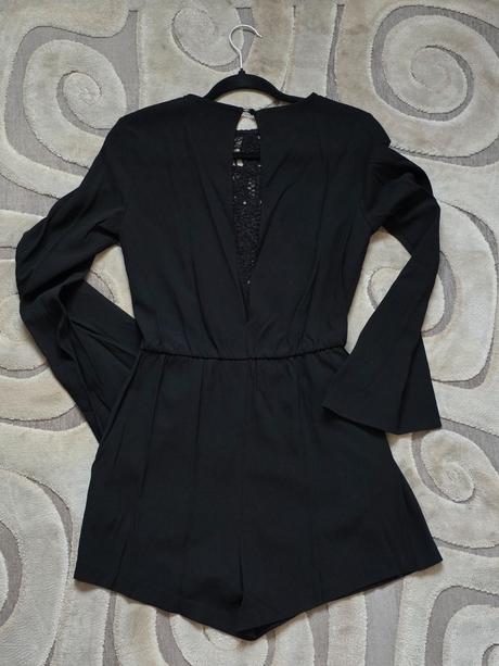 Elegantný overal, s