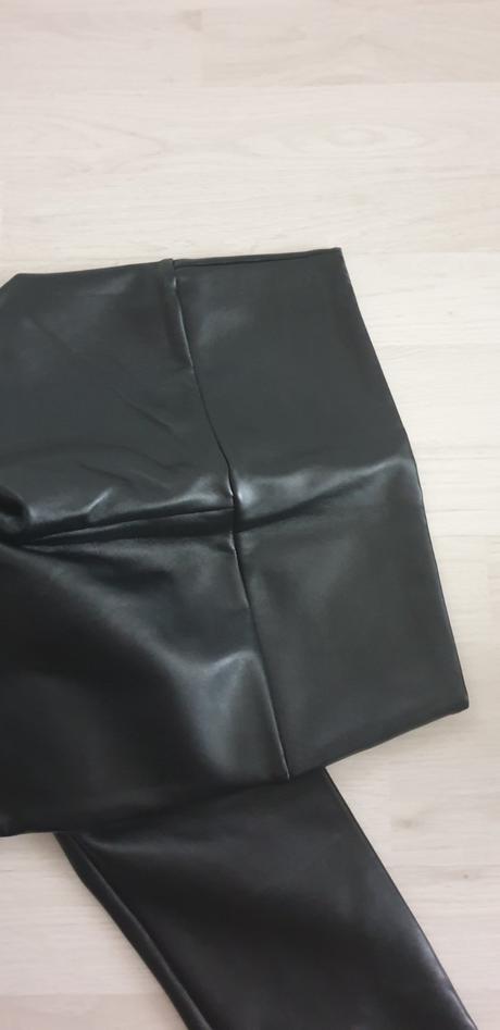 Koženkové nohavice s, s