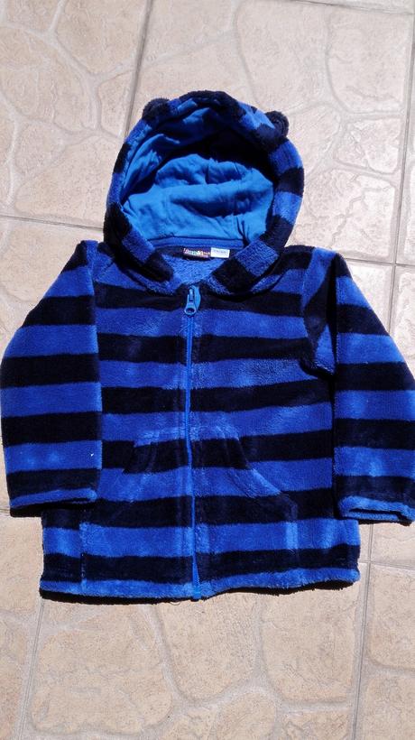 Chlpatá mikinka s uškami, lupilu,74