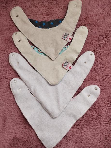 Flísové nákrčníky / slintáčiky,