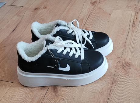 Zateplené tenisky, nike,36