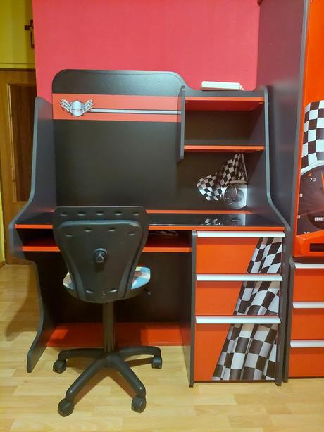 Detská posteľ + skriňa + písací stôl, šírka (cm): 130