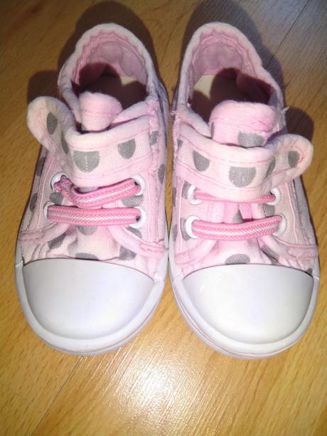 Topánky vo veľmi peknom stave, 21