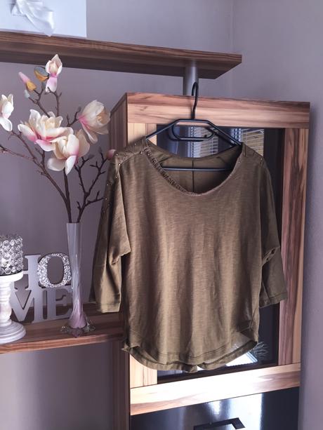 Army zelené tričko, stradivarius,s