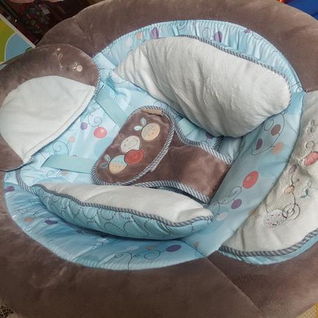 Hojdačka, kolíska a lehátko v jednom,