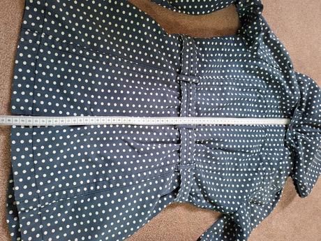 Krásny bodkovaný bajloňáčik, next,140