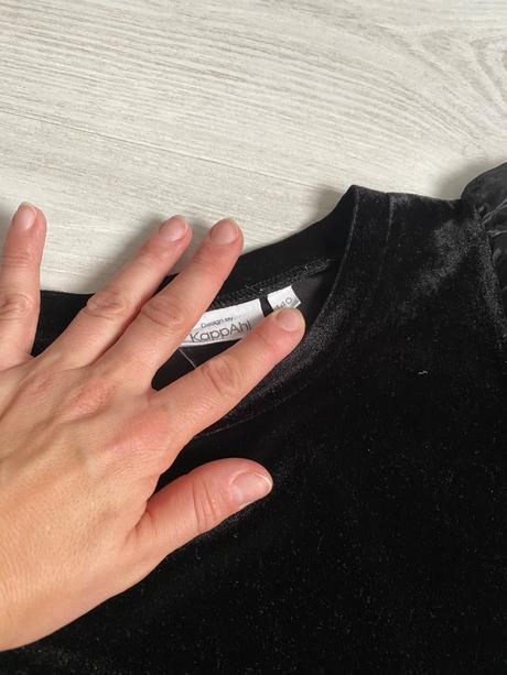 Zamatove cierne saty s puff rukavmi zn. kappahl, kappahl,140