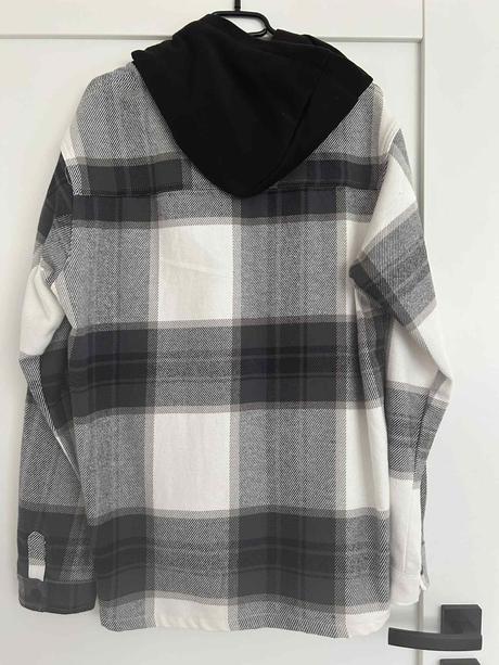 Kosela s kapucnou, takko,176