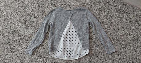 Zaujímavý tenký tričkosvetrík 134 - 140 here+there, c&a,134