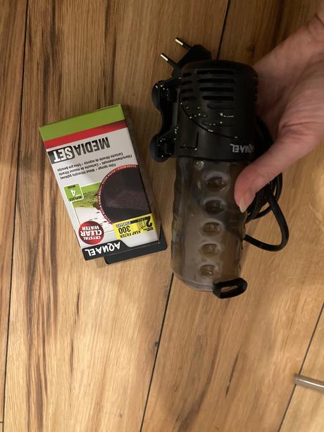 Akvárium s výbavou, 