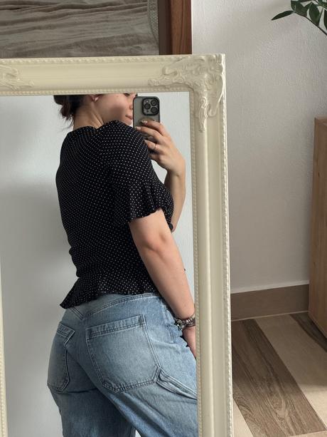 Čierna bodkovaná blúzka, h&m,40