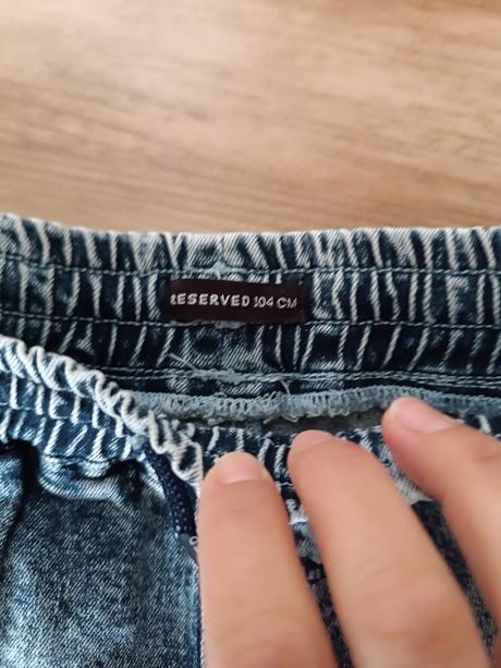 Nohavice, reserved,104