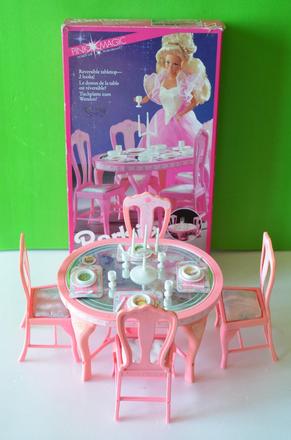 Barbie retro jedálenský stôl mattel 1991, 