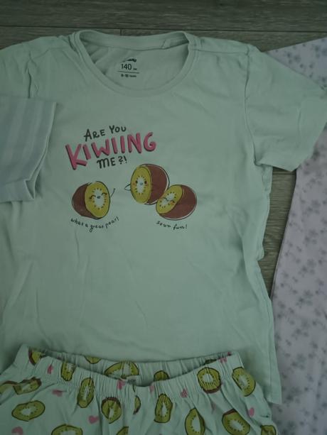 Pyžamko pre dievčatko, sinsay,140