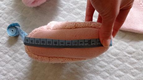 Papuckove čižmičky, korunkova celenka a rukavicky, lupilu,22