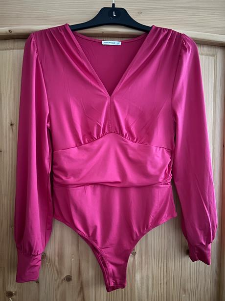 Dámske body, gate,38