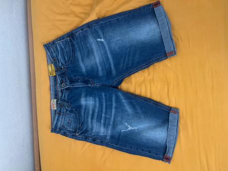 Riflove kraťasy 33, bershka,l