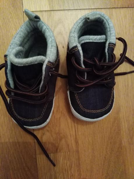 Capacky 0-6 mes., f&f,<17