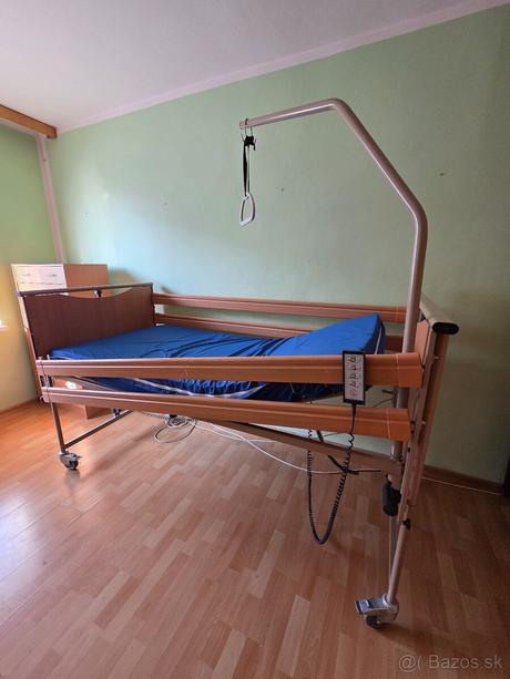 Elektrická polohovateľná posteľ pre imobilných, šírka (cm): 100,dĺžka (cm): 200