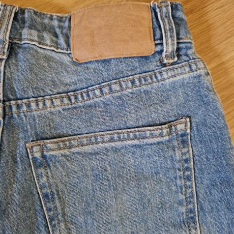 Kraťasy riflové so strapcami, h&m,34