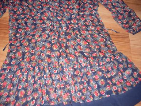 Lahučká predĺžená blúzka zn.gina, 40