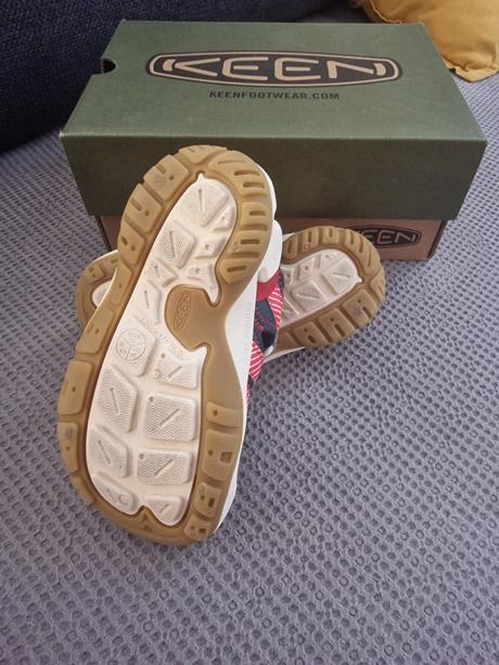 Keen sandalky 27/28, keen,27