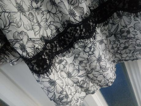 Krásna bluzka s cipkou m/l, gina,m