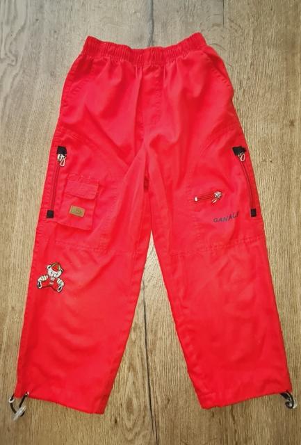 Červené športové nohavice, ganali,116