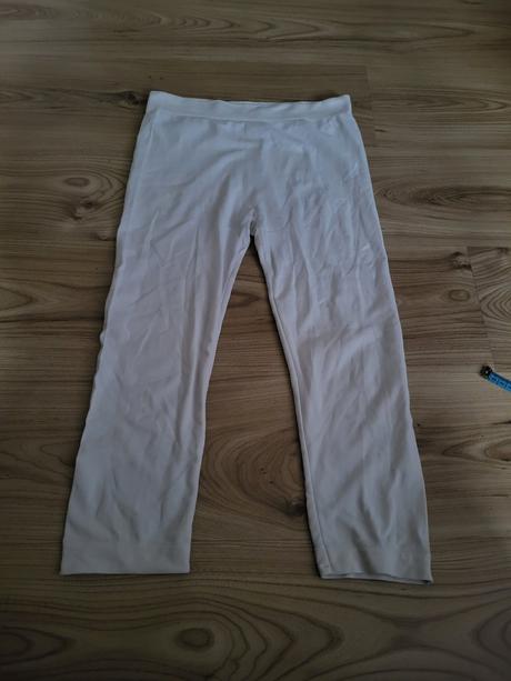 Trojštvrťové legíny, s