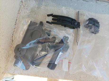 Náhradné diely do aut, 