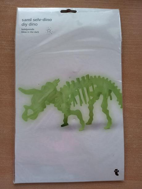 Dinosaurus, postav ho sám, svieti vo tme,