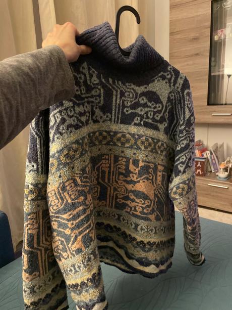 Over-size sveter, 38