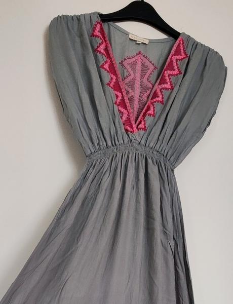 Ľahučké dlhé šaty, s