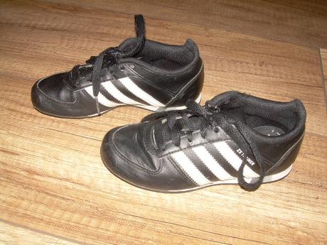Tenisky zn. adidas (eu 29, uk 11k, us 11.5), adidas,29