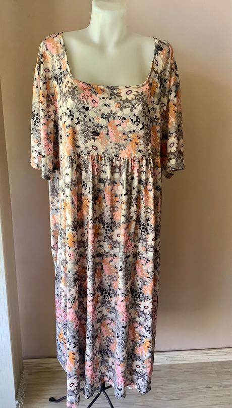 Pruzne romanticke saty, 52 / xxxl