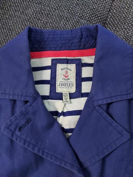 Kabatik jesenny, 140