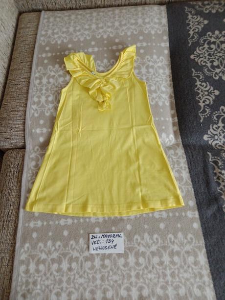 Nenosené letné šaty zn.mayoral veľ.134, mayoral,134