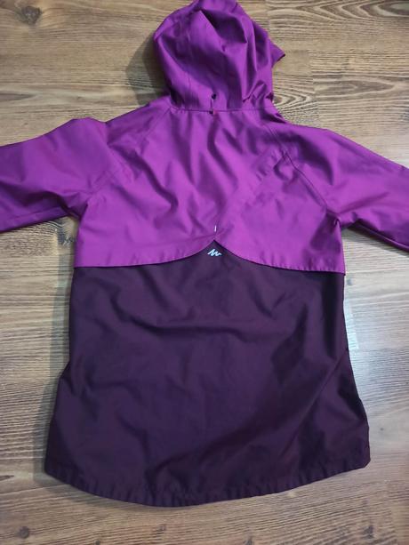 Nepremokava vetrovka, nenosená 152-160veľk., decathlon,152