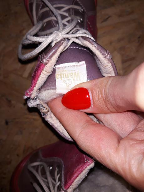 Celokožené dievčenské zimné topánky wanda 23, wanda,23