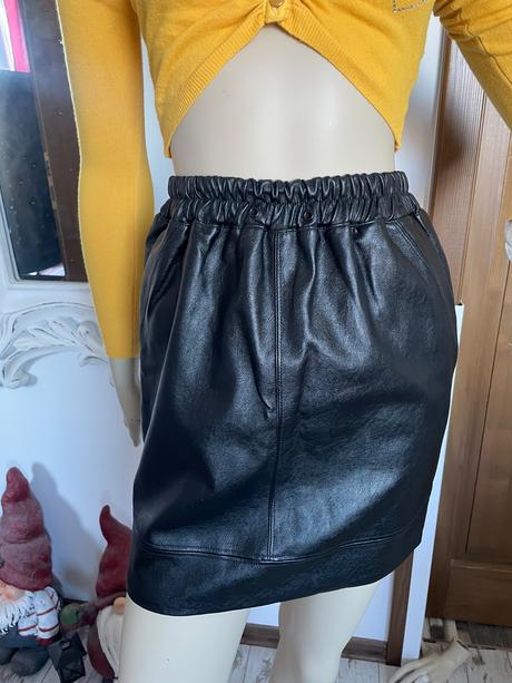 Kozenkova sukna frame, 34