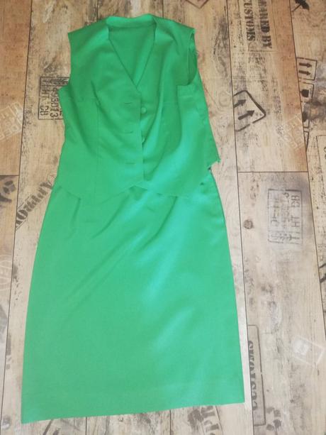 Damske retro oblecenie, 40