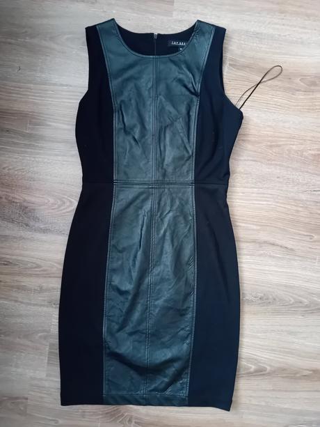 Šaty top secret, 40