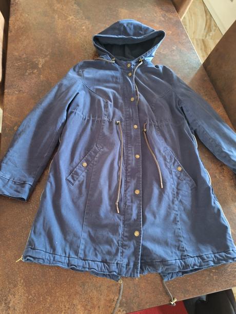 Tehotenská prechodná bunda, 42