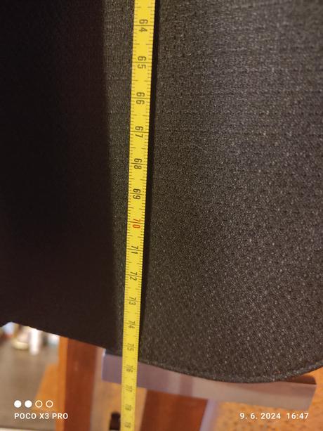 Oblek čierny 48 nestihli sme cez covid vynosiť, 48