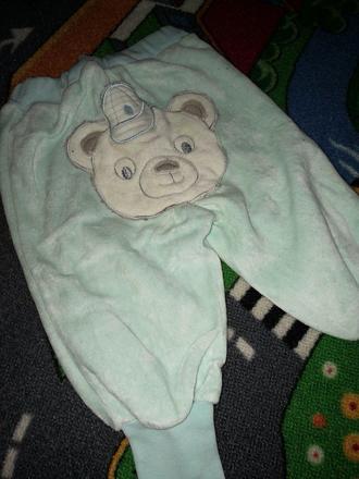 Zamatove teplaky , 62