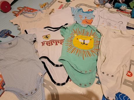 Body s krátkym rukávom, 74