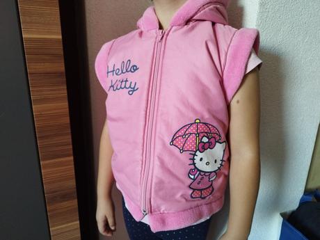 Teplá vesta, hello kitty,122