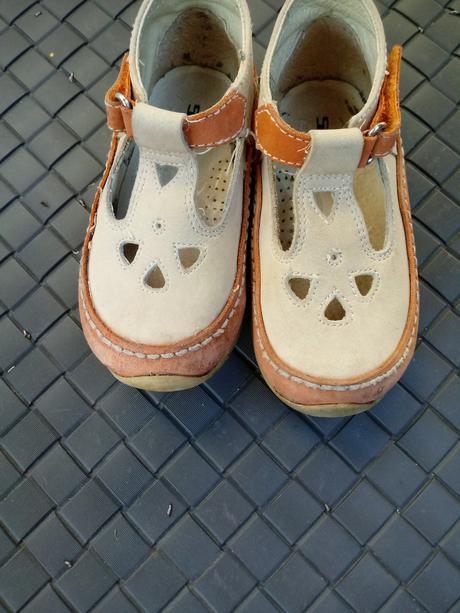 Topánky pre paradnice, skippy,24