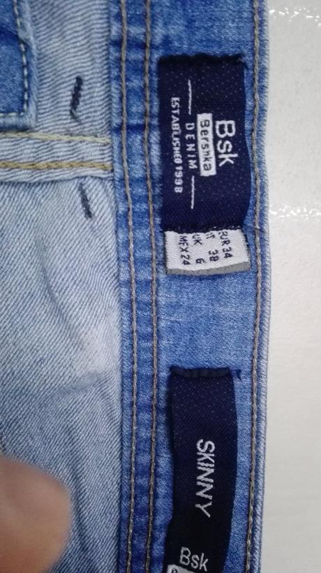 Rifle s dotrhanym efektom, bershka,34