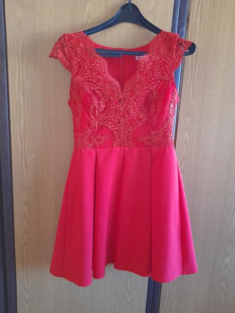 Slavnostne šaty, 40